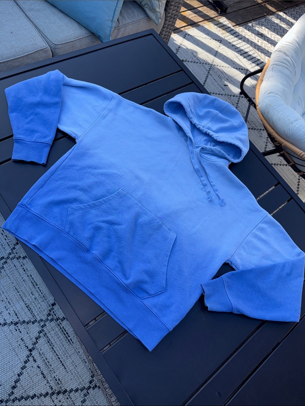Champion authentic Athletic wear Men's Blue Gradient Hoodie Sweatshirt Med